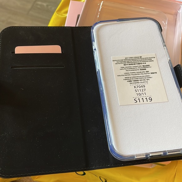 Used a handful of times Kate Spade 13 Promax Phone case - Picture 4 of 5